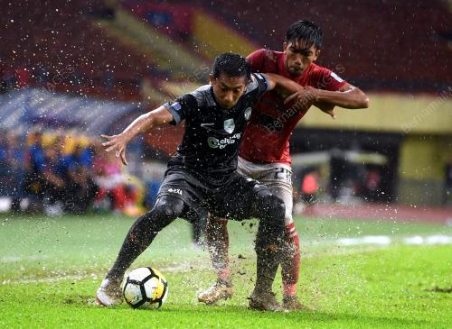 SG04_08102018_BOLA_BN201810050070
