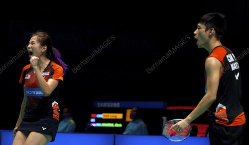 SG04_09042016_BADMINTON