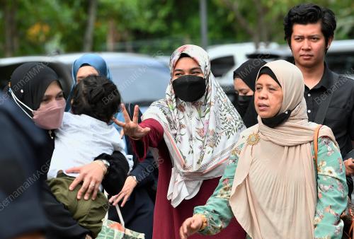 HAK PENJAGAAN ADIK KEPADA ZAYN RAYYAN