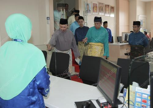 SHARAFUDDIN IDRIS SHAH