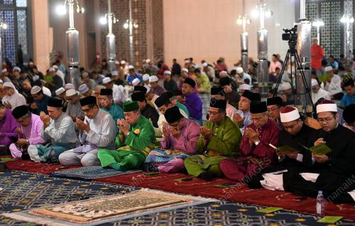 SG04_10092018_MAAL_HIJRAH_BN201809077682