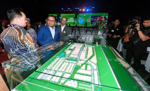 DATUK SERI AMIRUDIN SHARI