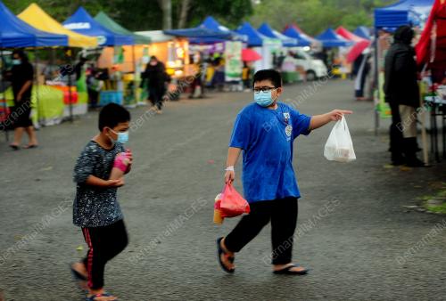 TINJAUAN HARI PERTAMA BAZAR RAMADAN