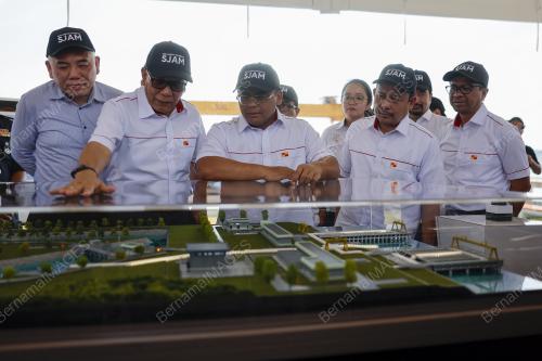 DATUK SERI AMIRUDIN SHARI
