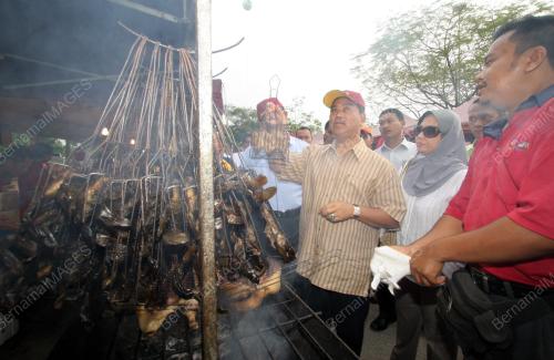 MUHYIDDIN YASSIN