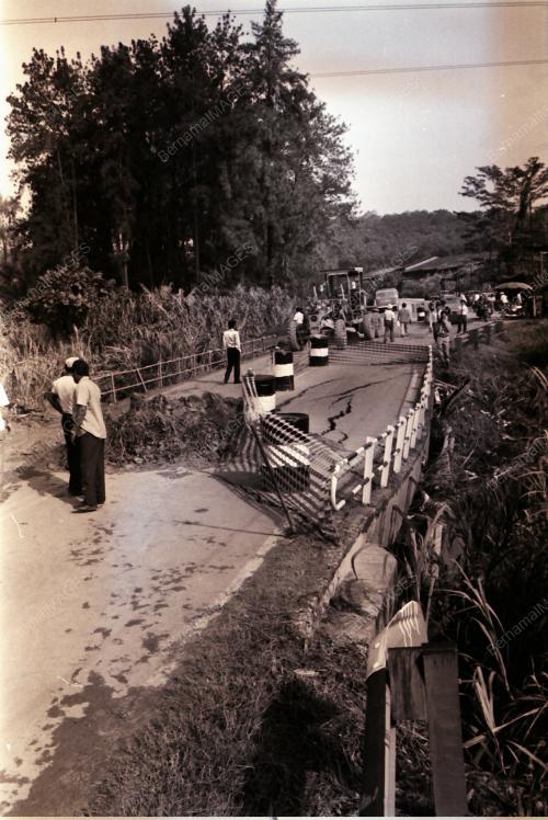 JAMBATAN RUNTUH