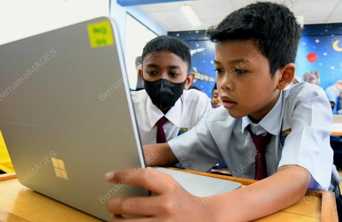 TINJAUAN PELITUP MULUT DAN HIDUNG DI DALAM SEKOLAH