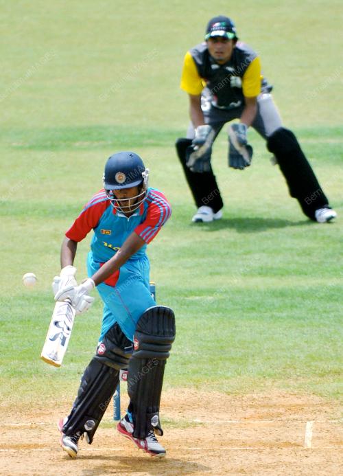 SG04_14102012_CRICKET