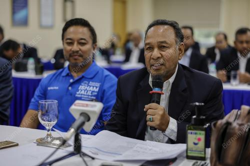 TAN SRI ROZALI ISMAIL