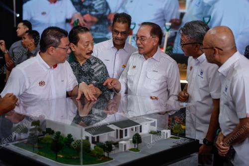 DATUK SERI ANWAR IBRAHIM