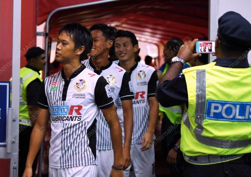 SG04_15042018_BOLA_BN201804135120