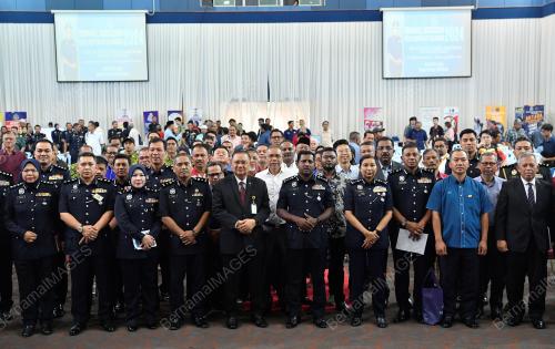 DATUK HUSSEIN OMAR KHAN
