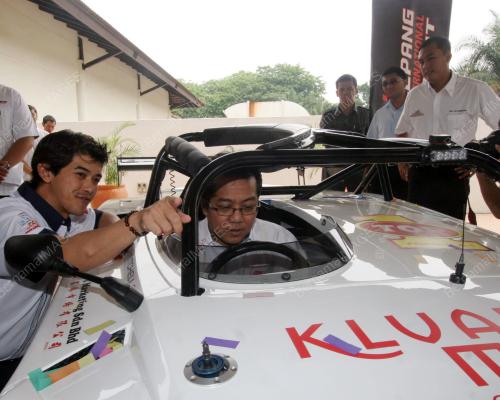 DATUK RAZALI IBRAHIM