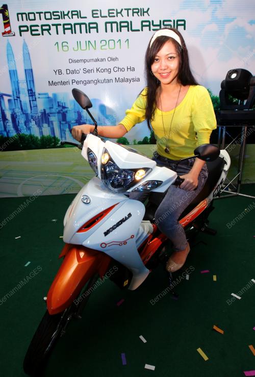 DATUK SERI KONG CHO HA