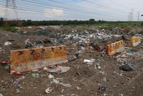 TAPAK PEMBUANGAN SAMPAH HARAM