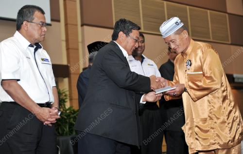 SG04_17062015_LZS_ZAKAT