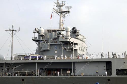 USS BLUE RIDGE (LCC19)