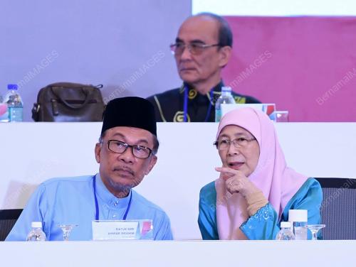 SG04_17112018_KONGRES_PKR