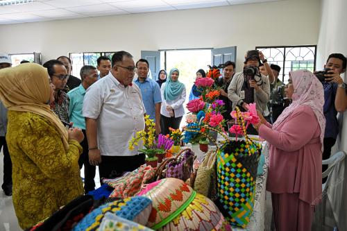 DATUK ABD SHUKOR MAHMOOD