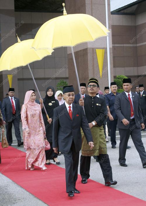 SG04_18052014_AGONG