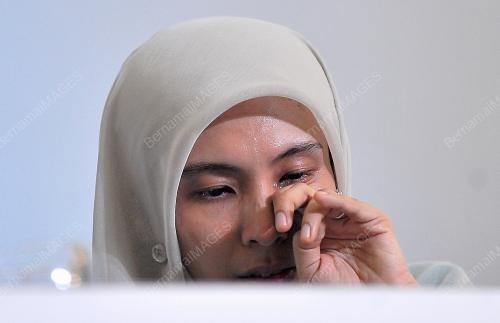 SG04_18112018_PKR_BN201811093300