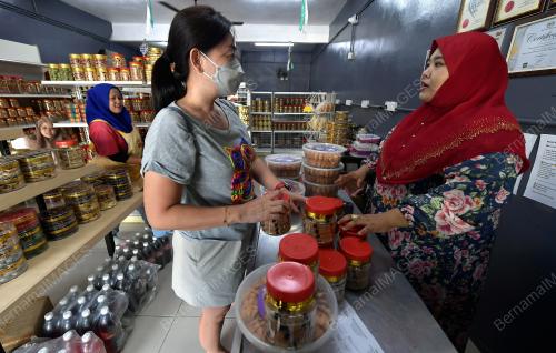 TEMPAHAN KUIH KAPIT MUSIM TAHUN BARU CINA
