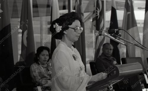 EXPO WANITA AKADEMIK
