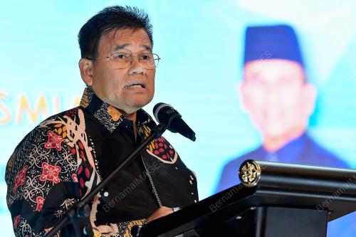 SENATOR DATUK SETIA SALEHUDDIN SAIDIN
