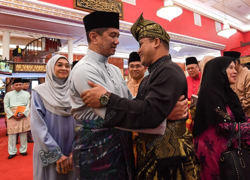 SG04_19062018_SUMPAH