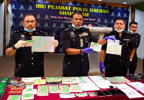 ACP BAHARUDIN MAT TAIB
