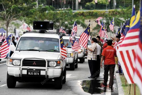 SG04_19082013_LEPAS_KEMBARA