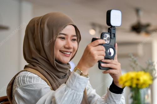 FARAH DAFRI