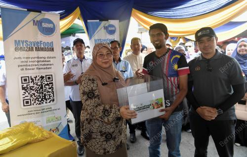 FUZIAH SALLEH
