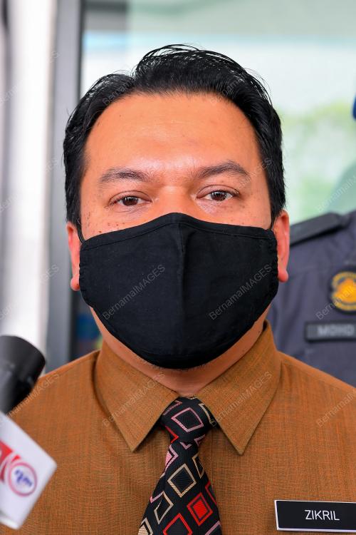 MUHAMMAD ZIKRIL AZAN ABDULLAH