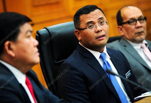 DATUK SERI AMIRUDIN SHARI