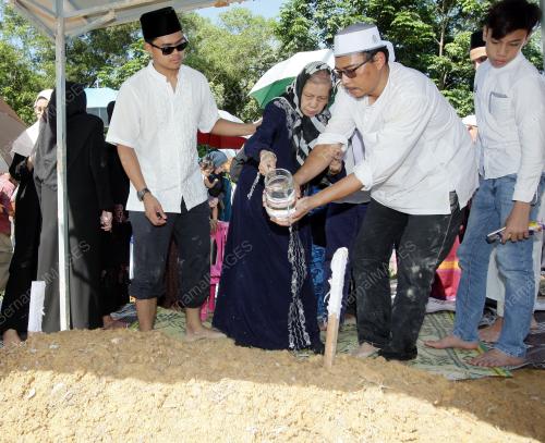 SG04_21122016_KAMARUDIN_KACHAR