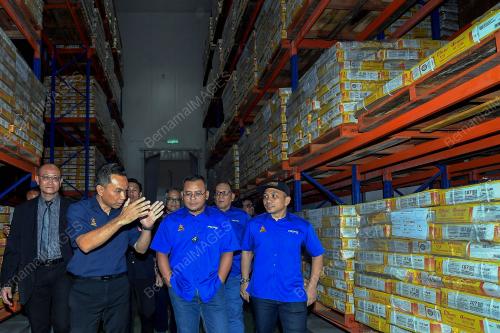 DATUK SERI AMIRUDIN SHARI