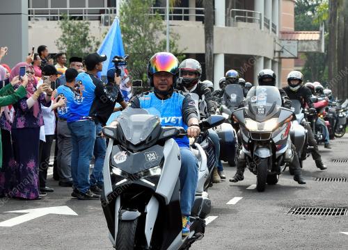 DATUK SERI ABDUL RAHMAN MOHAMAD