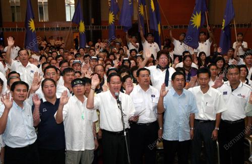 EI KIM HOCK