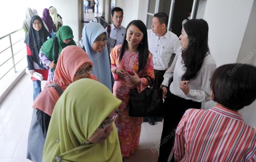 SG04_23042015_GST