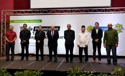 TAN SRI SYED ANWAR SYED PUTRA JAMALULLAIL