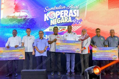 DATUK R RAMANAN RAMAKRISHNAN