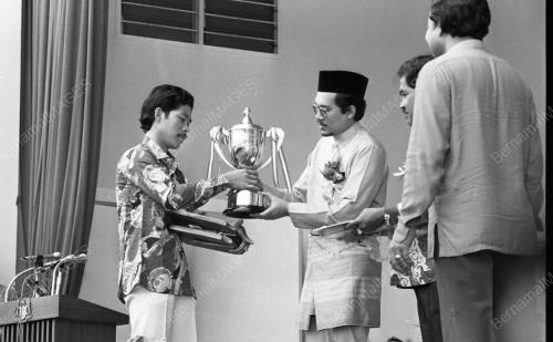 SG04_23102015_ANWAR_AGASIA