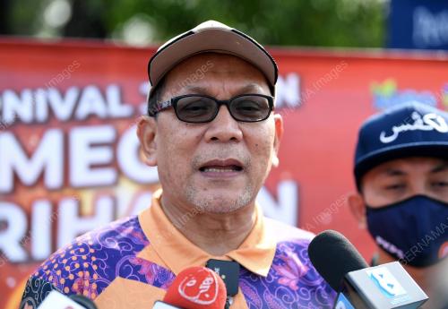 IR IZHAM HASHIM