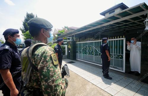 RONDAAN ANGGOTA POLIS DAN ATM PADA HARI RAYA AIDILFITRI