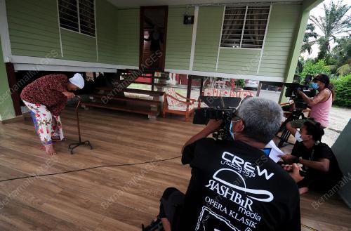 AKTIVITI PENGAMBARAN DRAMA SEMASA PKPP