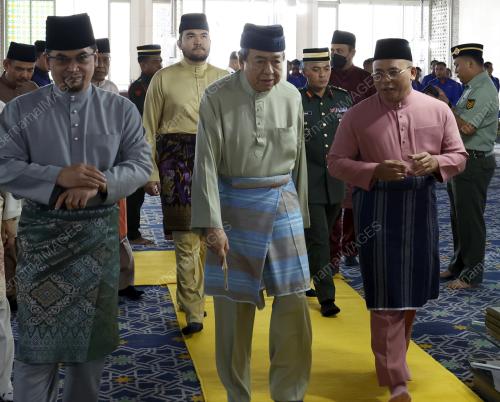SULTAN SHARAFUDDIN IDRIS SHAH