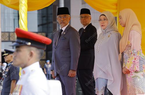 AL-SULTAN ABDULLAH RI'AYATUDDIN AL-MUSTAFA BILLAH SHAH