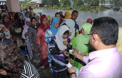 DATUK SERI NOH OMAR