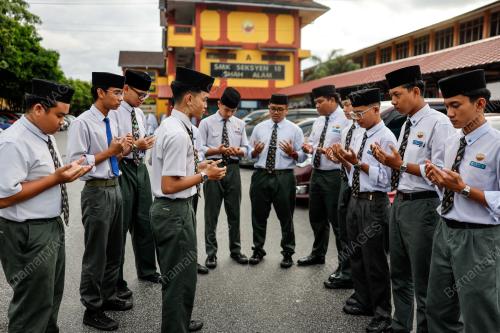 PEPERIKSAAN SIJIL PELAJARAN MALAYSIA (SPM)
